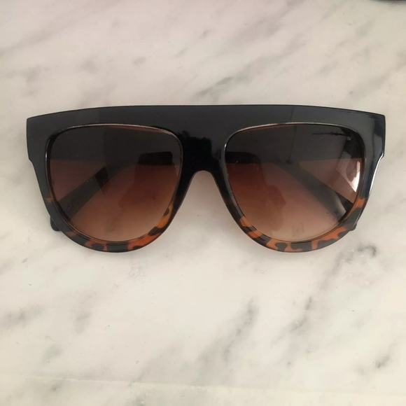 🍒 FLAT Top Oversized Sunglasses - Picture 3 of 9